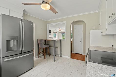 8 Bungay Terrace Seymour CT 06483
