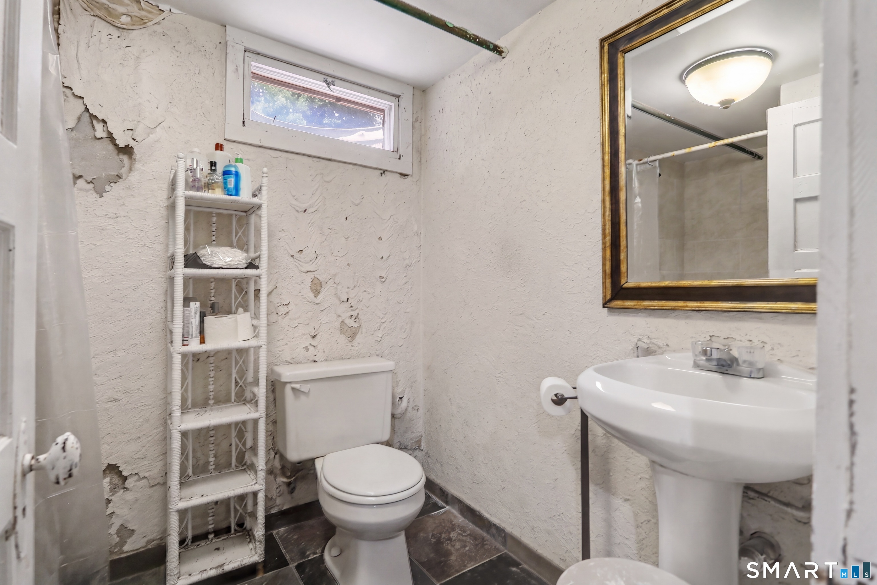 8 Bungay Terrace Seymour CT 06483