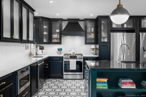 14 Winthrop Road Bethel CT 06801