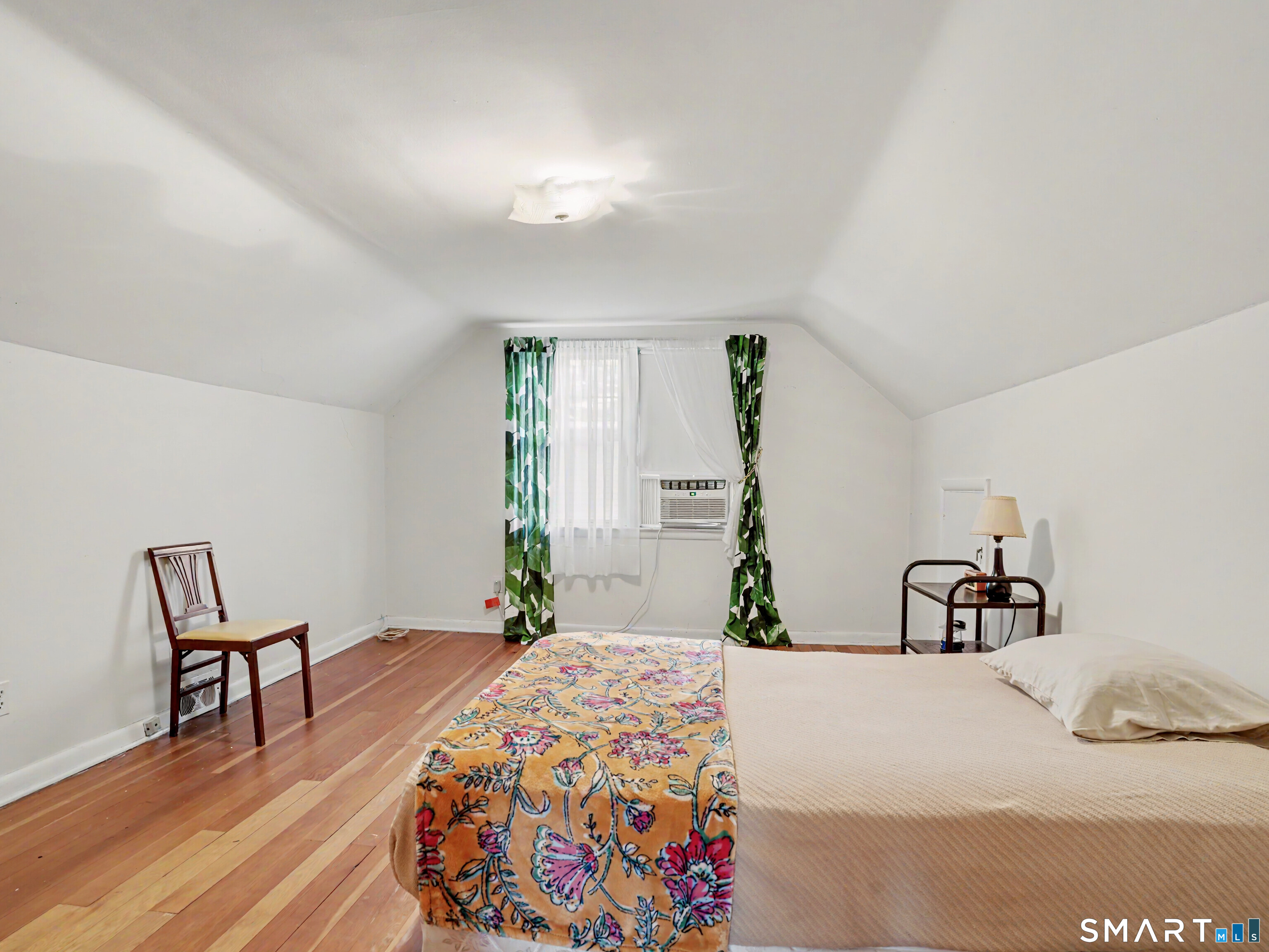 64 Breyer Avenue Bridgeport CT 06606