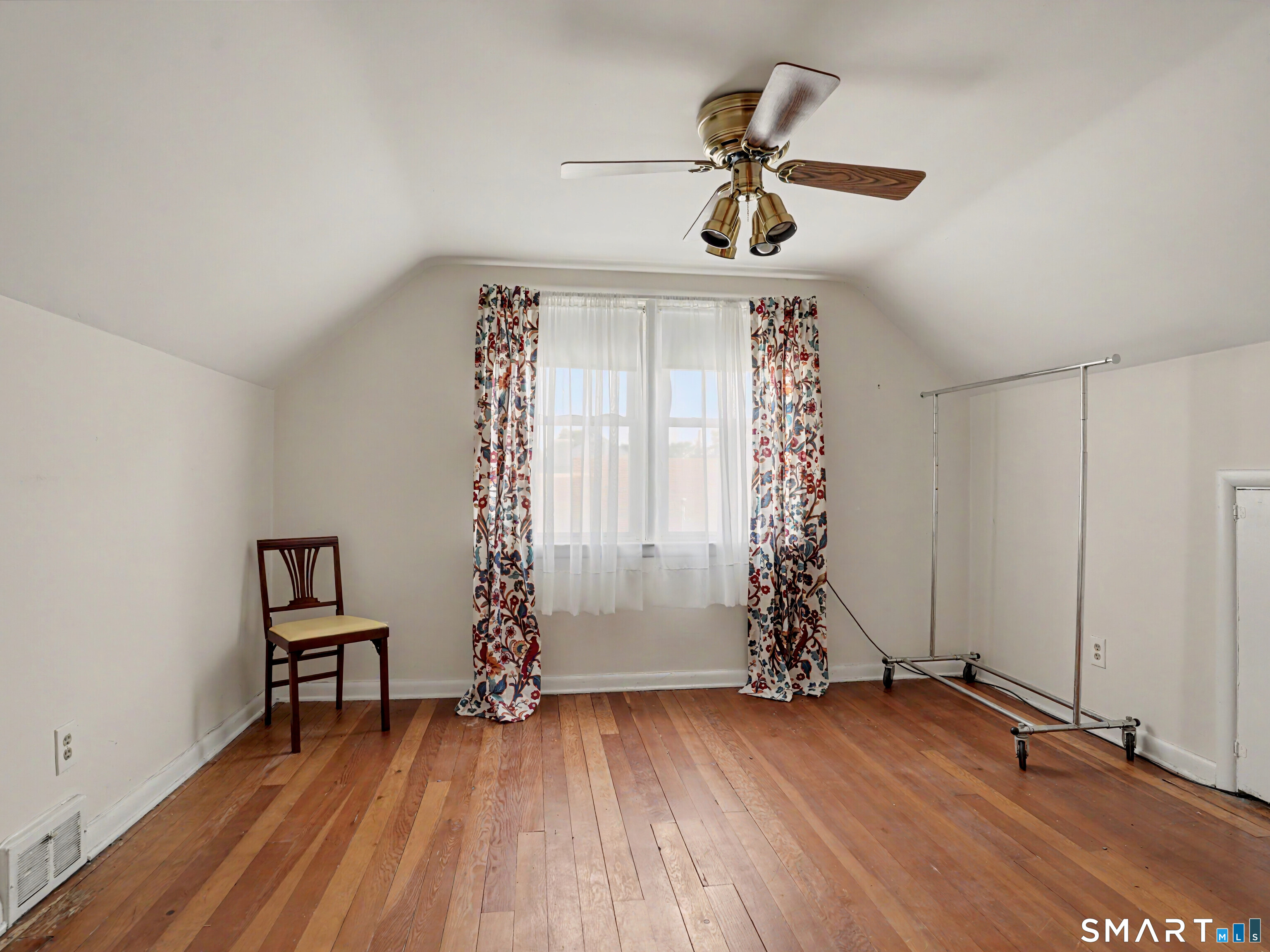 64 Breyer Avenue Bridgeport CT 06606