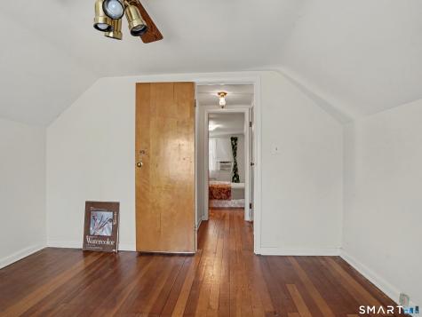 64 Breyer Avenue Bridgeport CT 06606