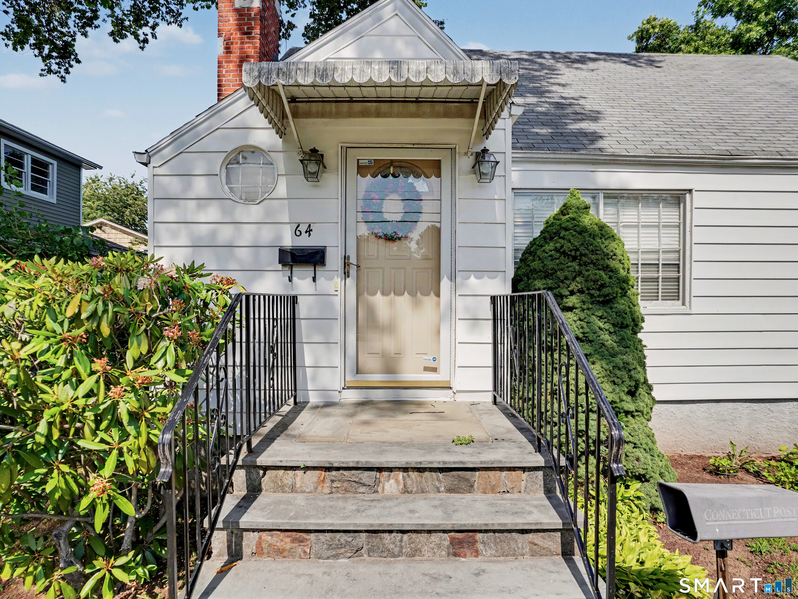 64 Breyer Avenue Bridgeport CT 06606