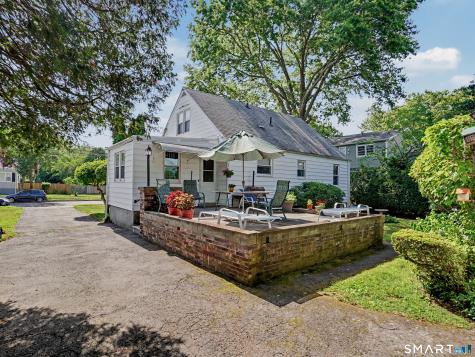 64 Breyer Avenue Bridgeport CT 06606