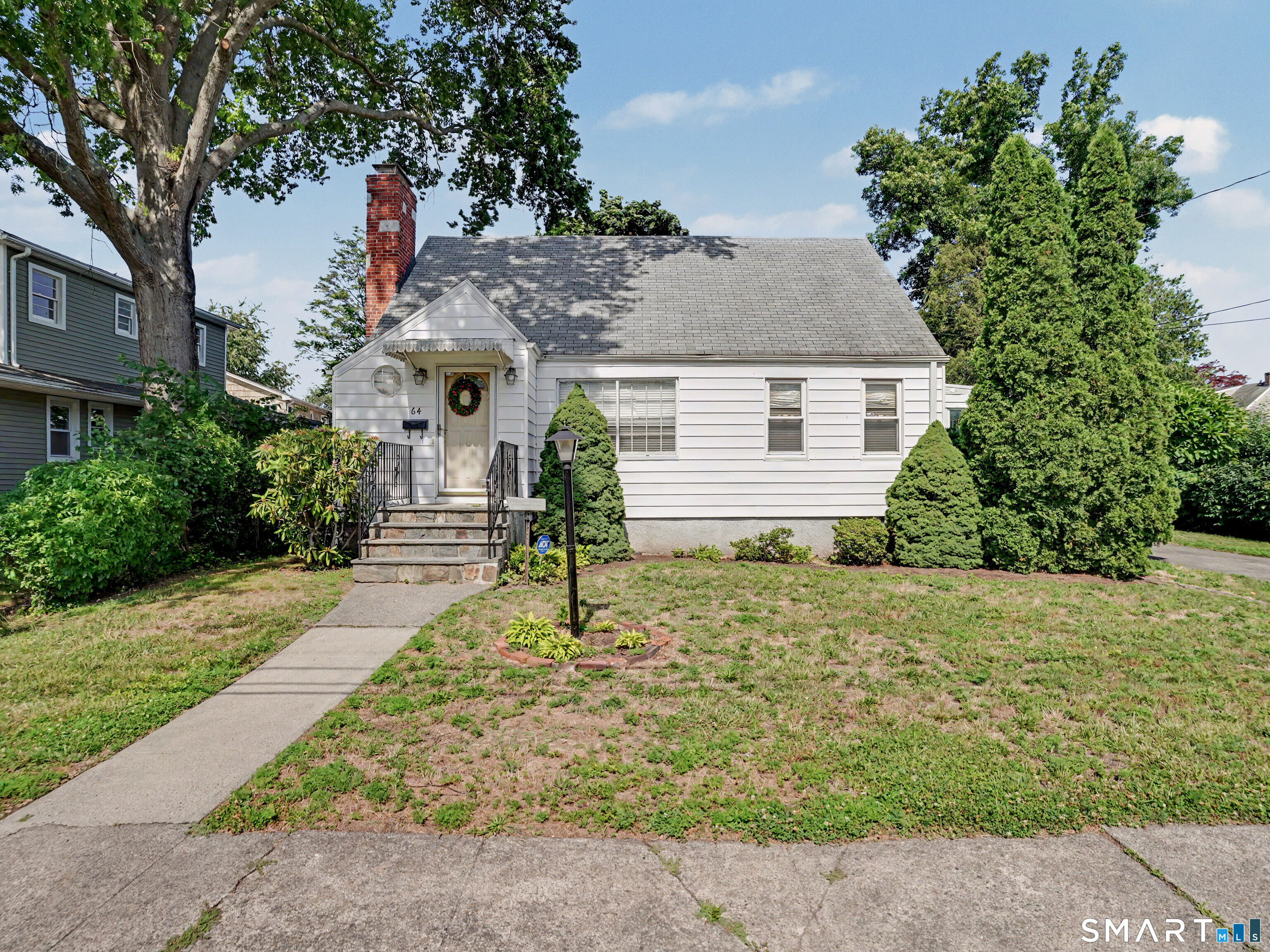 64 Breyer Avenue Bridgeport CT 06606
