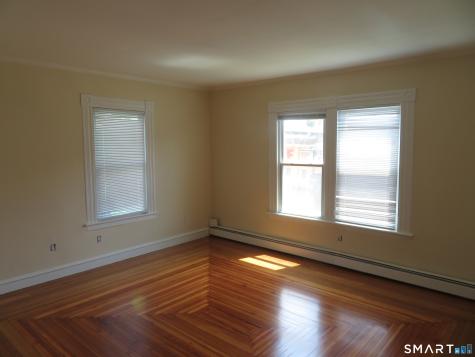 49 Winter Street Manchester CT 06040