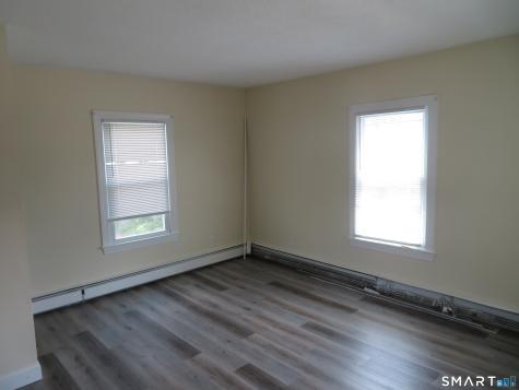 49 Winter Street Manchester CT 06040