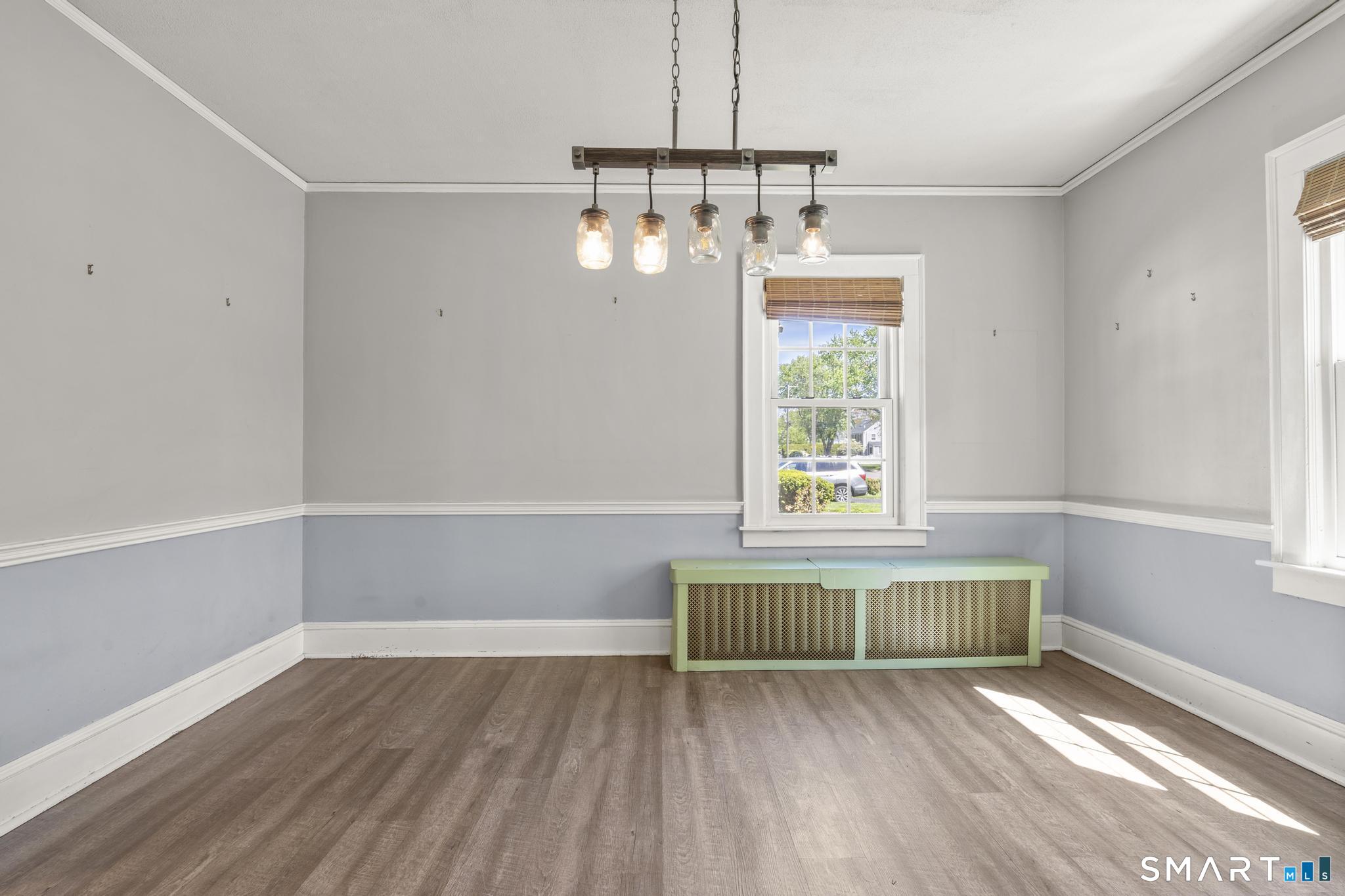 77 Newport Avenue West Hartford CT 06107