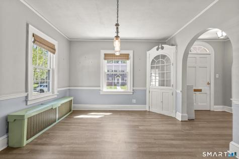 77 Newport Avenue West Hartford CT 06107
