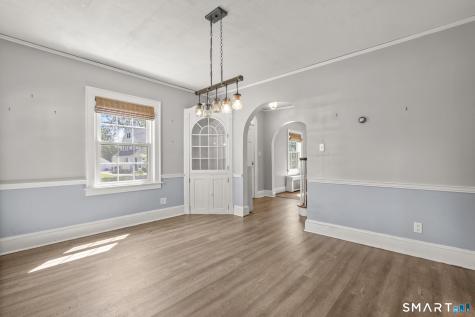 77 Newport Avenue West Hartford CT 06107