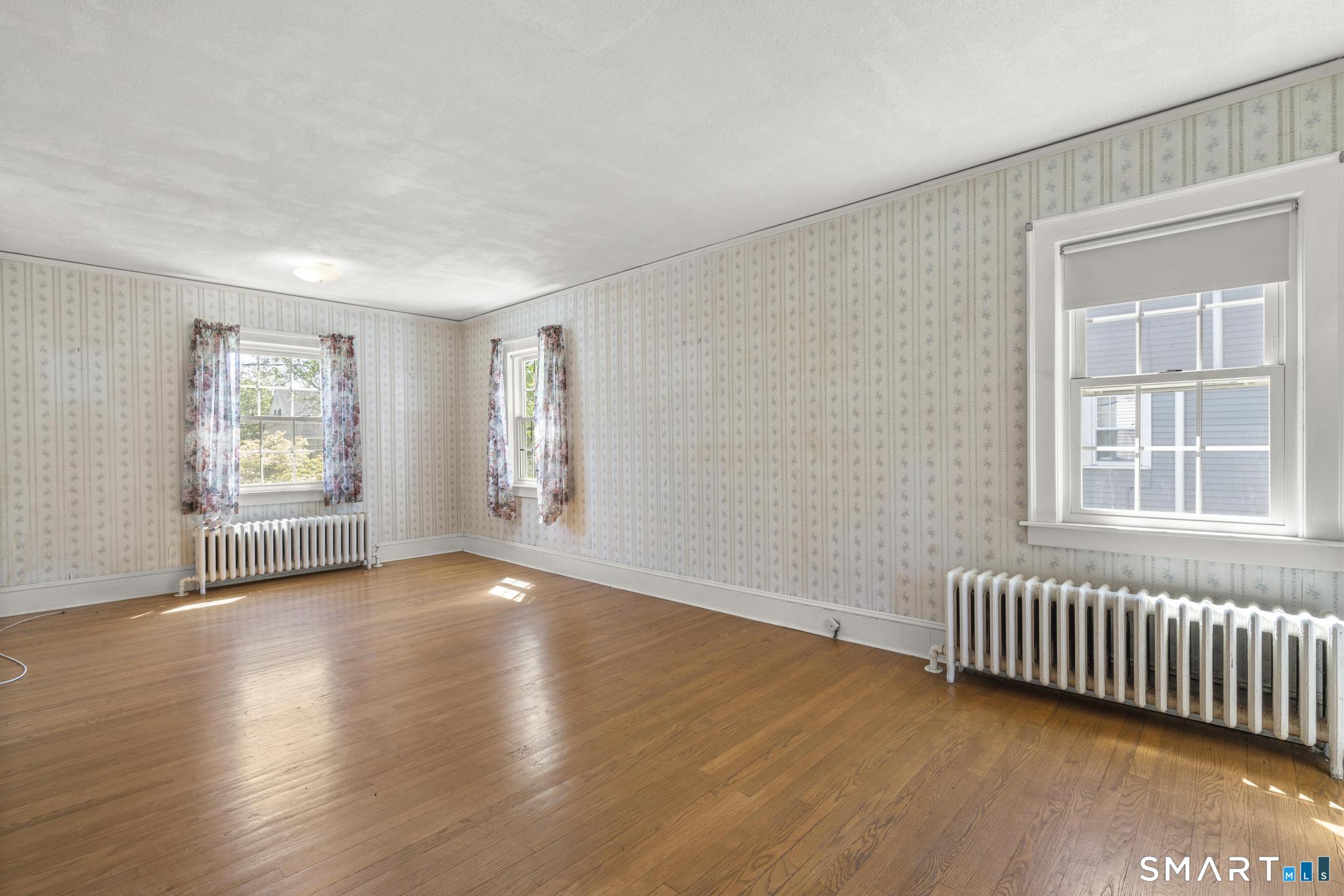 77 Newport Avenue West Hartford CT 06107