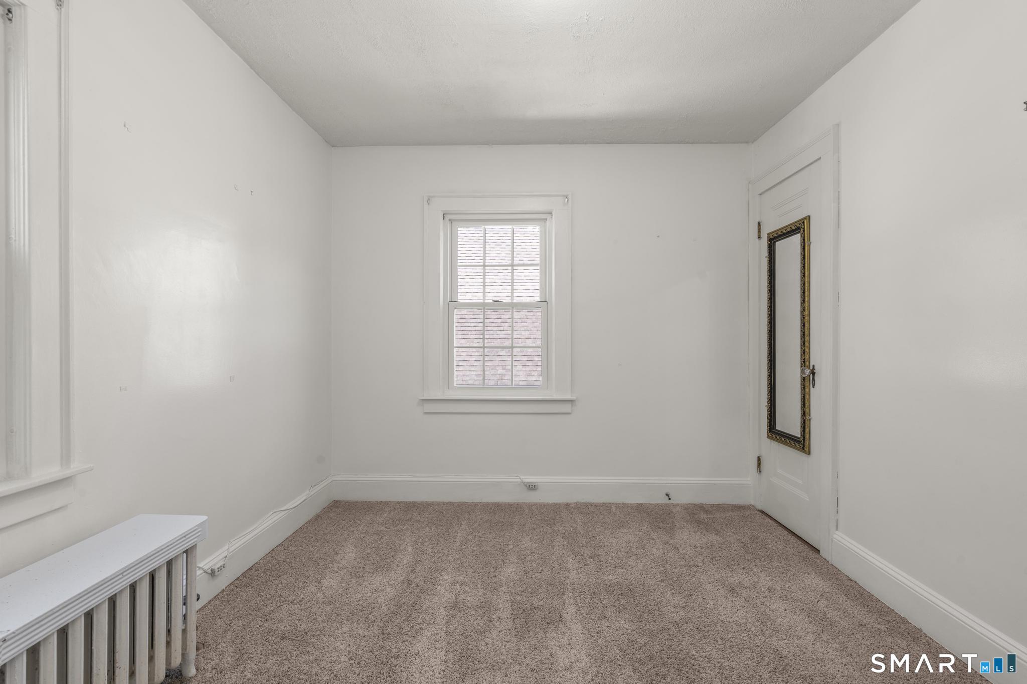 77 Newport Avenue West Hartford CT 06107