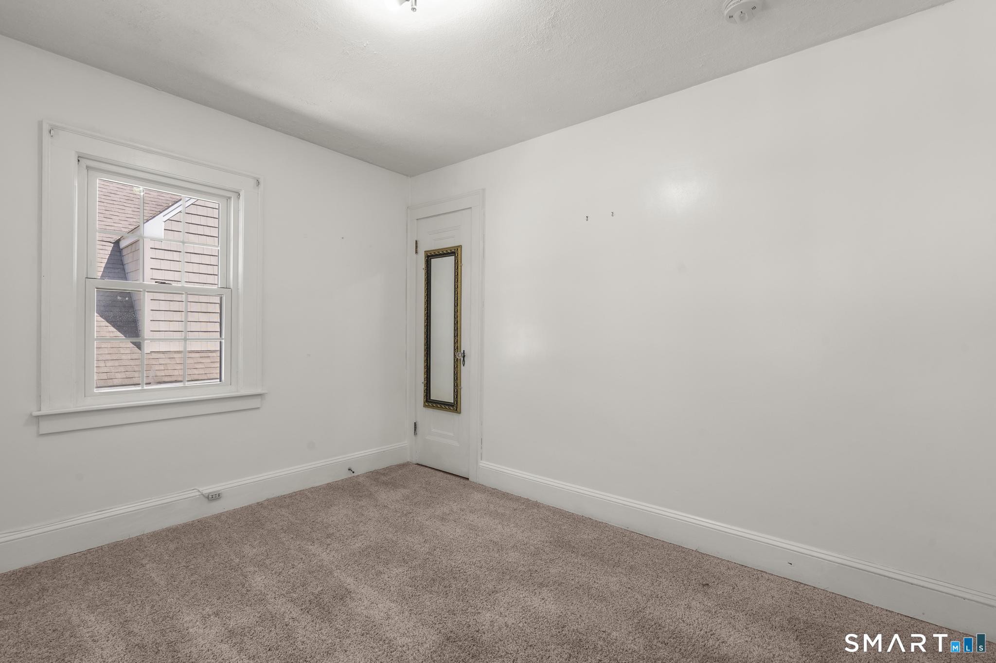 77 Newport Avenue West Hartford CT 06107