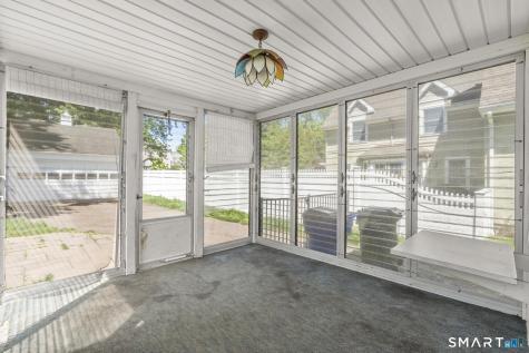 77 Newport Avenue West Hartford CT 06107