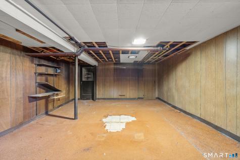 77 Newport Avenue West Hartford CT 06107