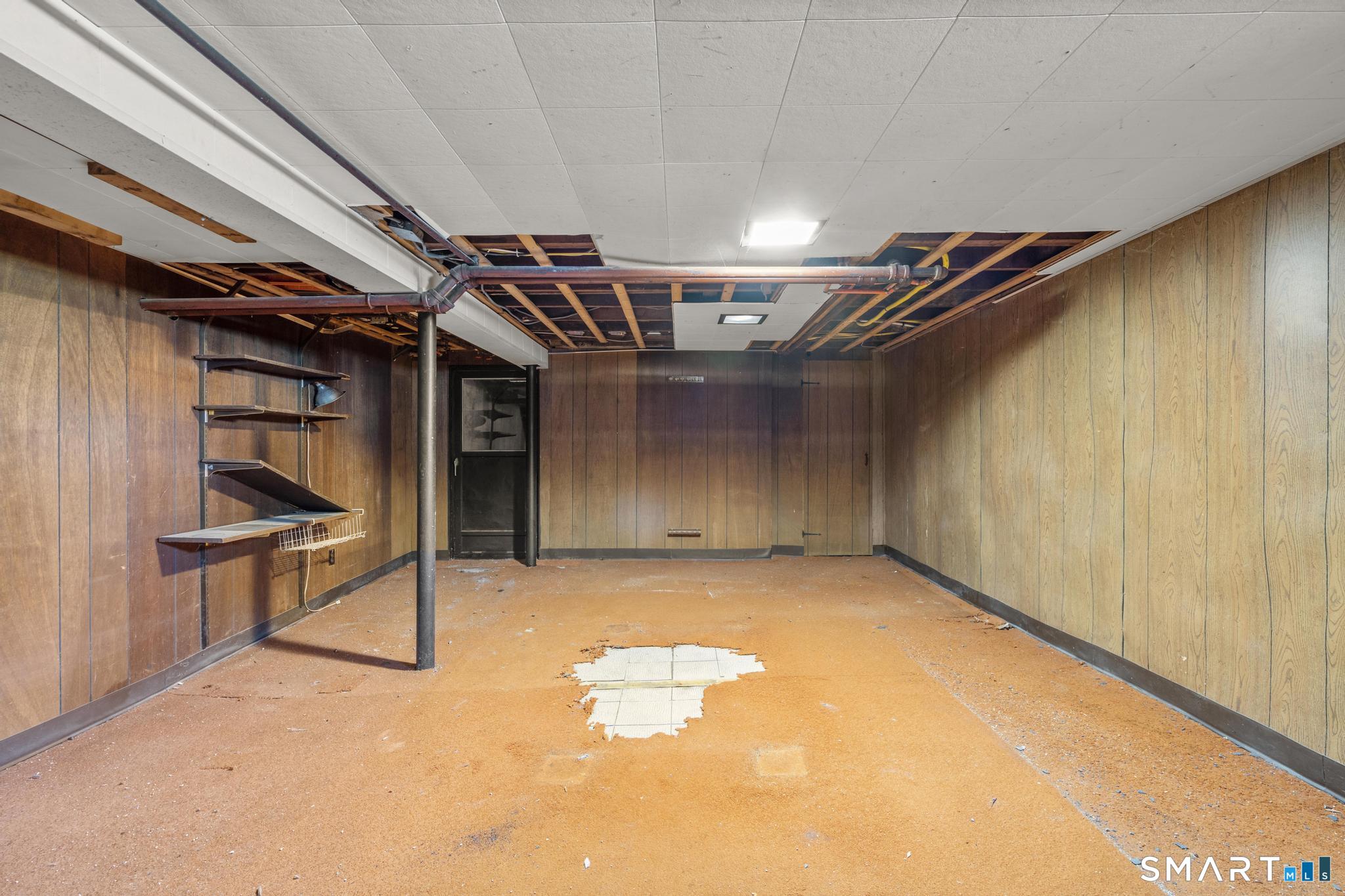 77 Newport Avenue West Hartford CT 06107