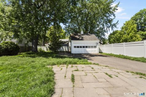 77 Newport Avenue West Hartford CT 06107