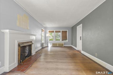 77 Newport Avenue West Hartford CT 06107