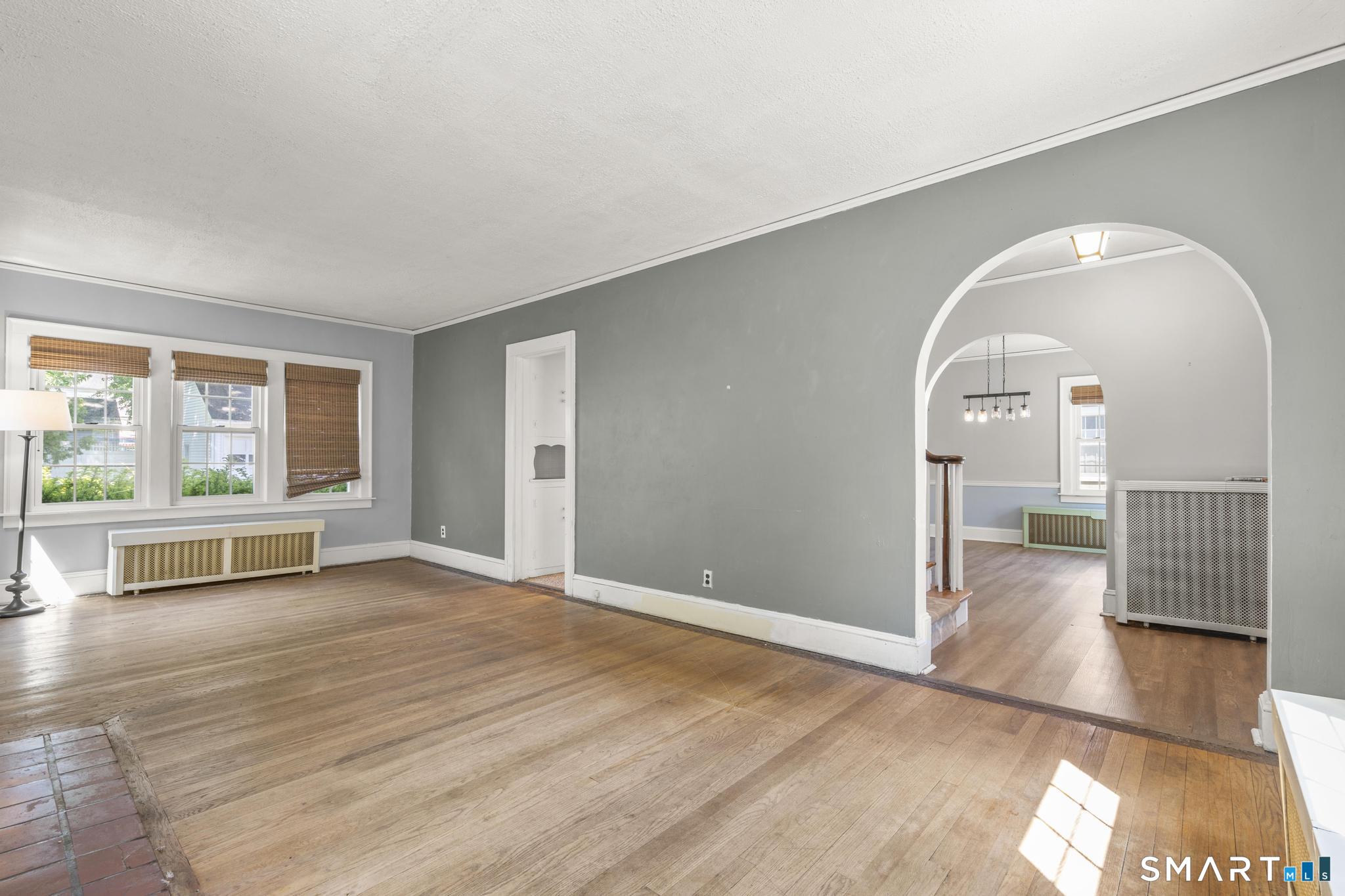 77 Newport Avenue West Hartford CT 06107
