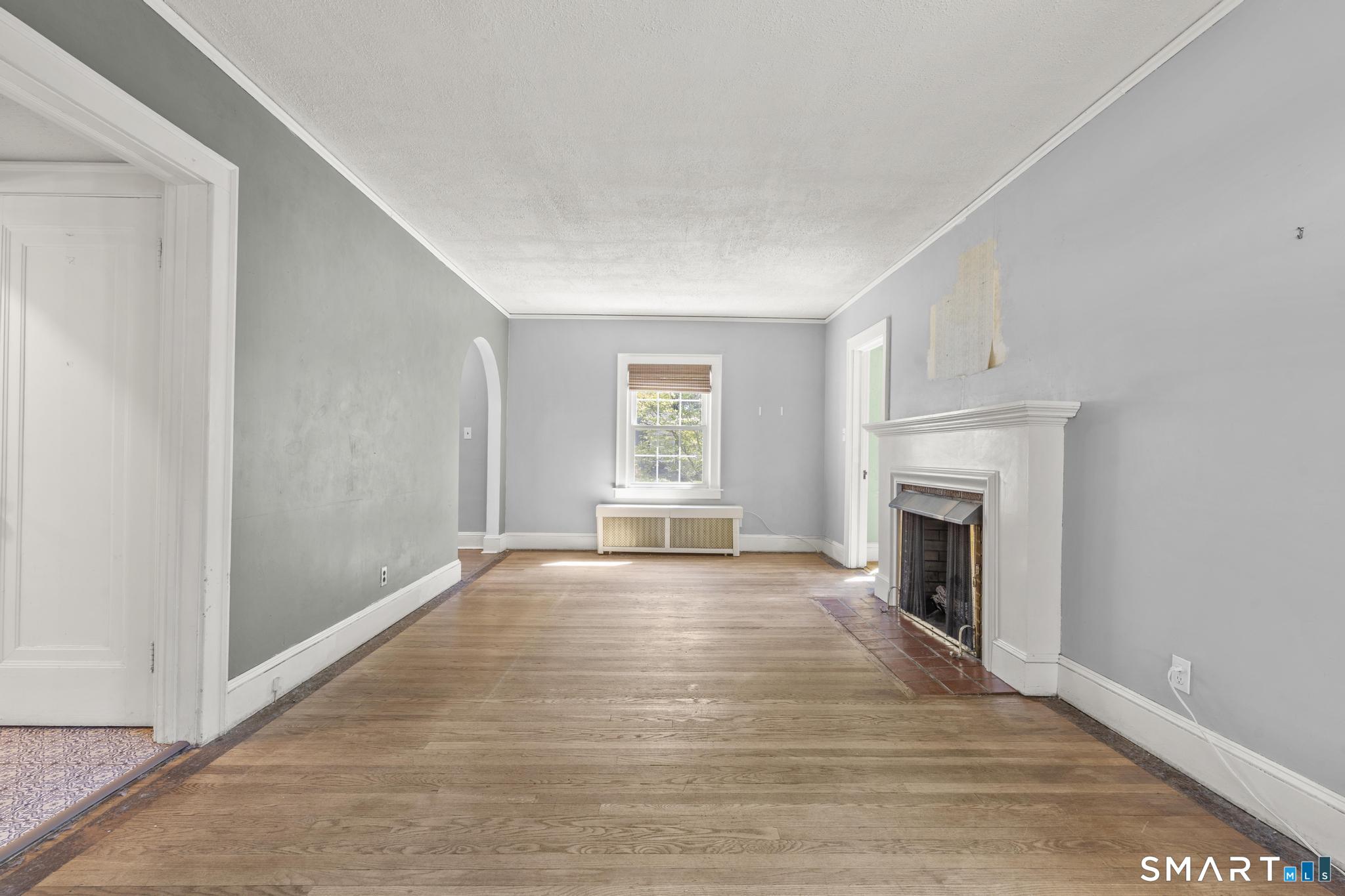 77 Newport Avenue West Hartford CT 06107