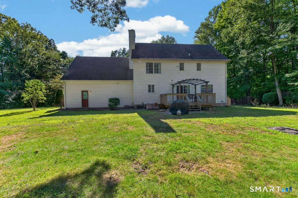 28 Tanglewood Drive Preston CT 06365