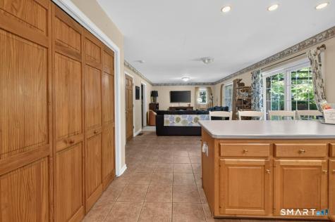 28 Tanglewood Drive Preston CT 06365