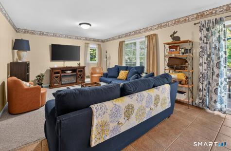 28 Tanglewood Drive Preston CT 06365