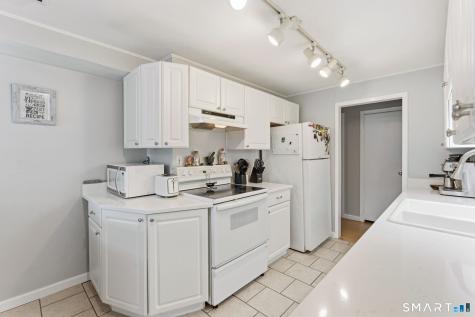 10 Miller Avenue Waterford CT 06375