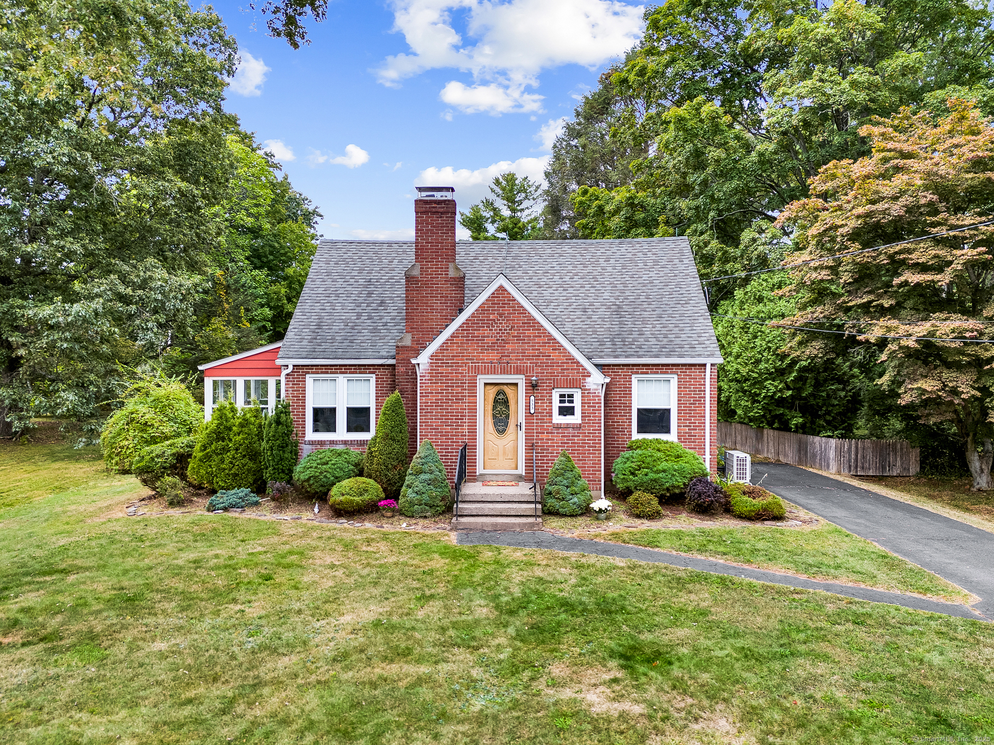 533 Paddock Avenue Meriden CT 06450