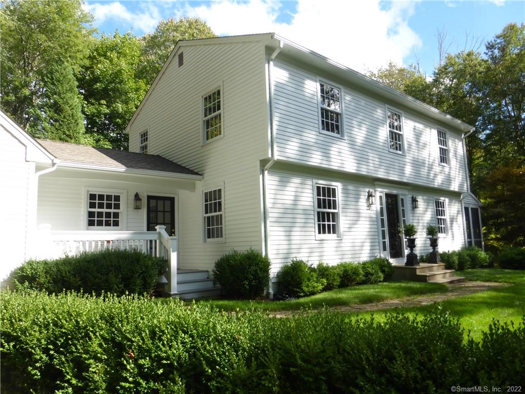 11 Woods Edge Road Bethlehem CT 06751