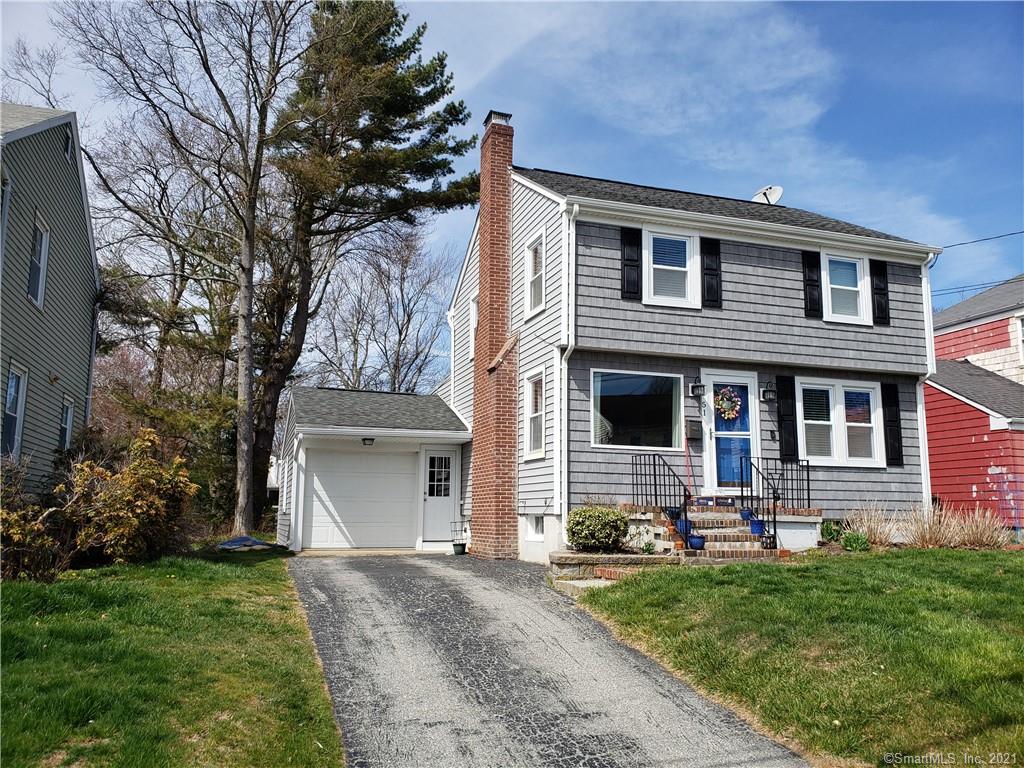 51 Woodlawn Road New London CT 06320