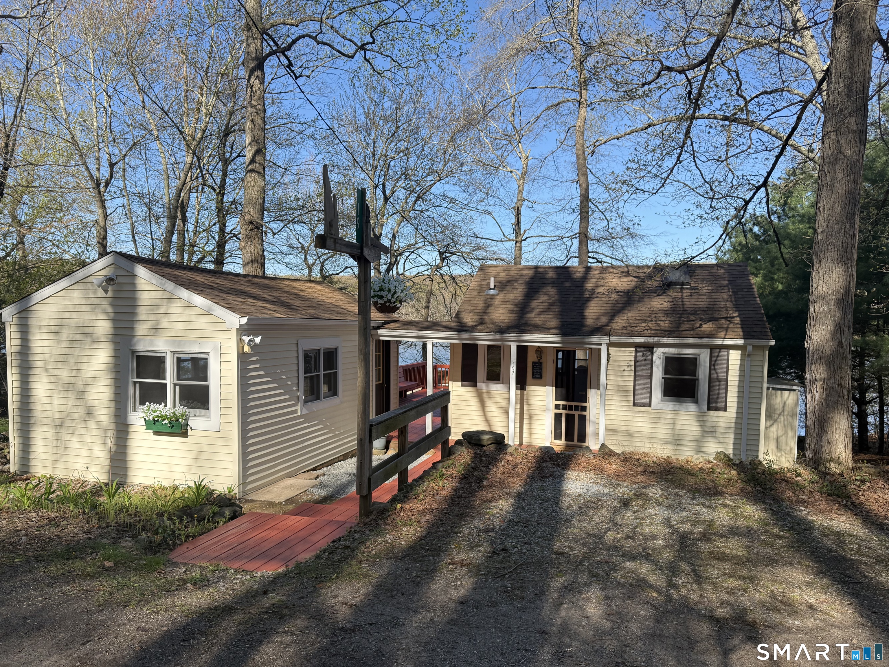 19 Lakeview Drive Colchester CT 06415