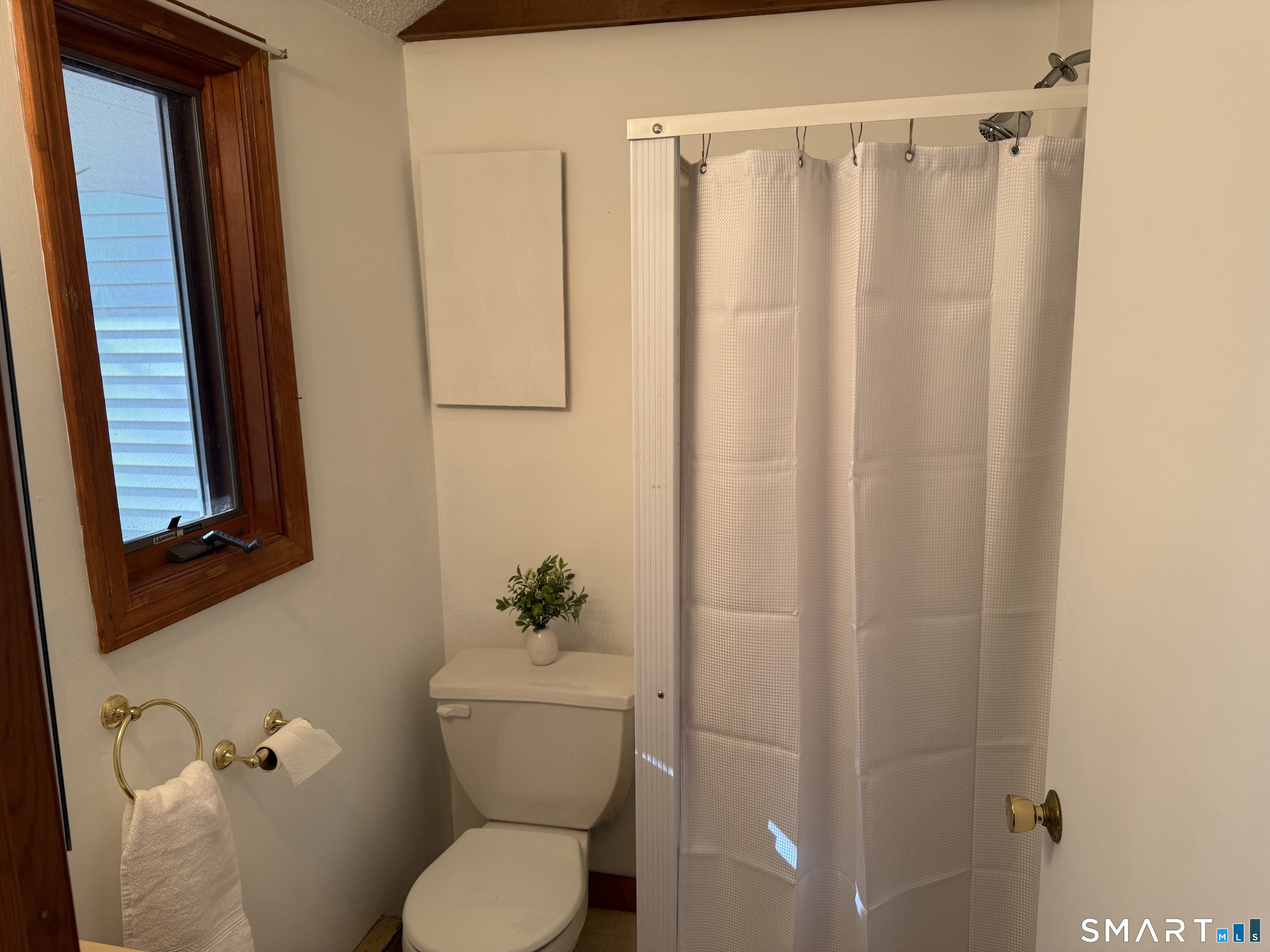 19 Lakeview Drive Colchester CT 06415