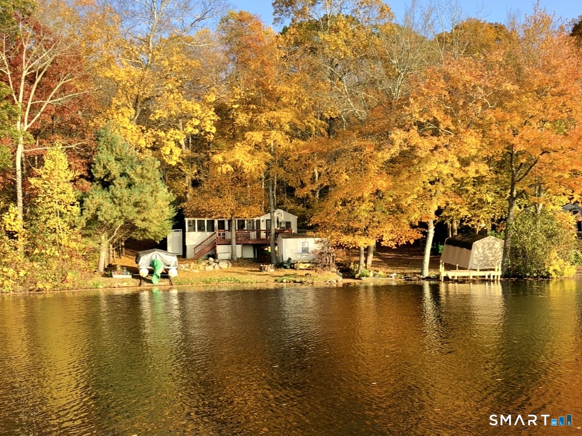 19 Lakeview Drive Colchester CT 06415