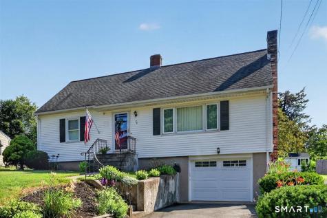 26 Russell Road Meriden CT 06450