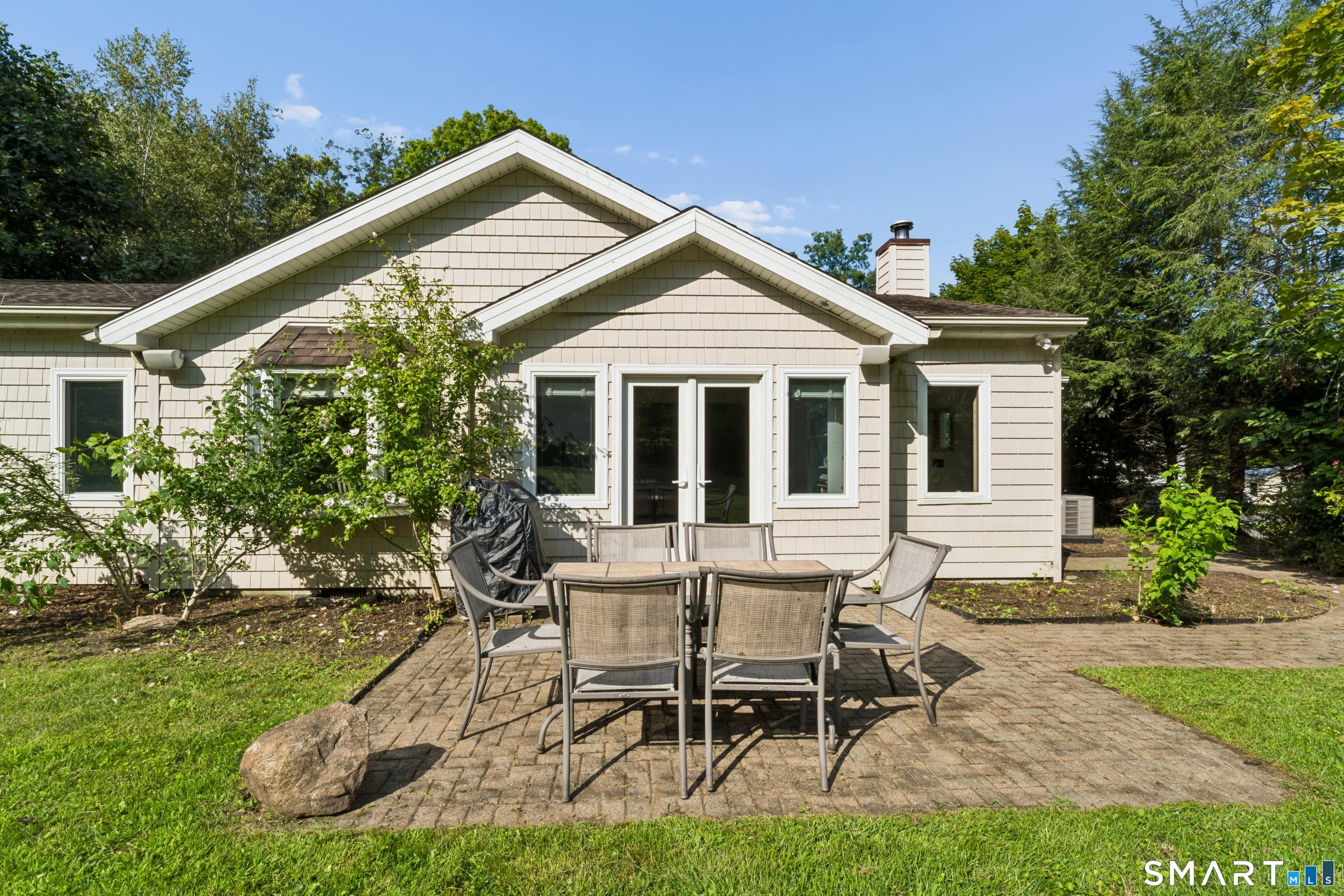 13 Allen Road Brookfield CT 06804