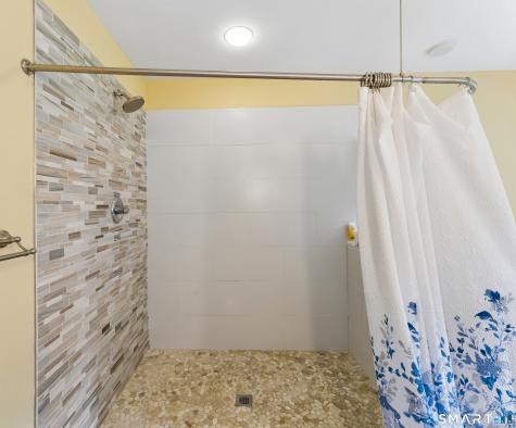 13 Allen Road Brookfield CT 06804