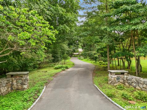 30 Oenoke Lane New Canaan CT 06840