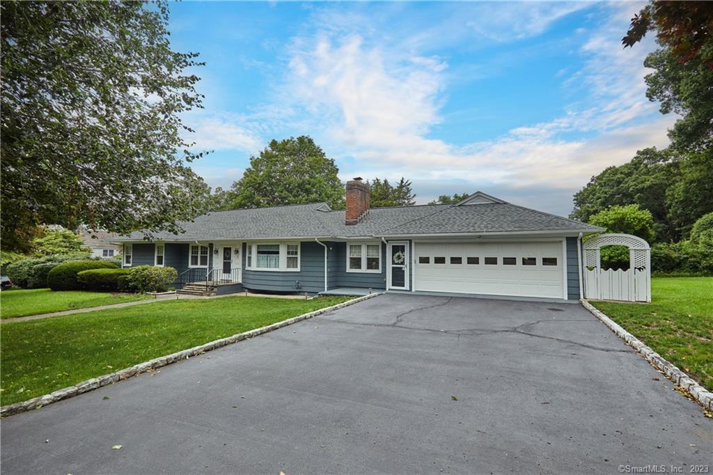 90 Beverly Lane Fairfield CT 06825
