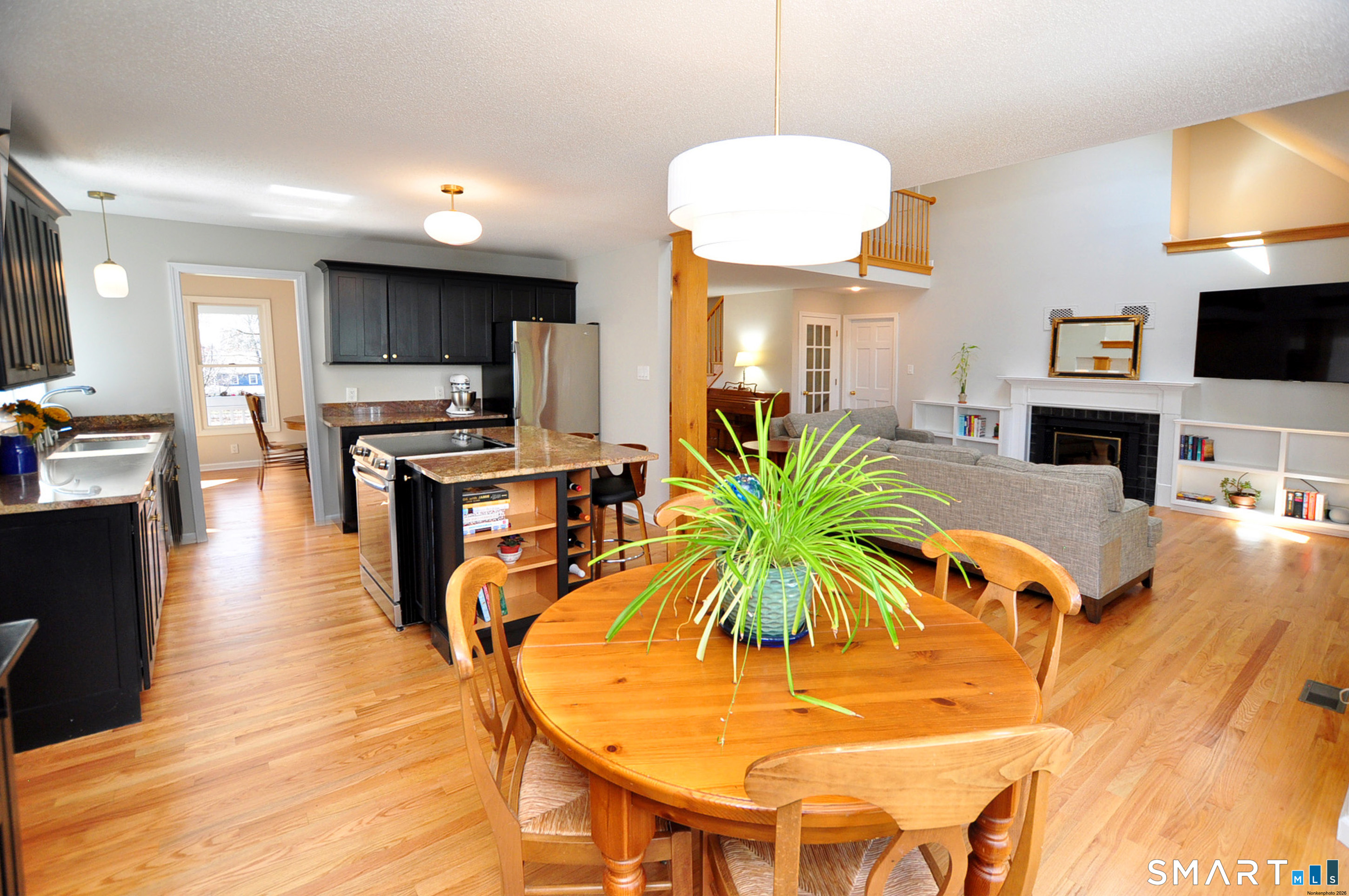 98 Andrew Drive Canton CT 06019