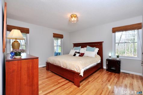 98 Andrew Drive Canton CT 06019