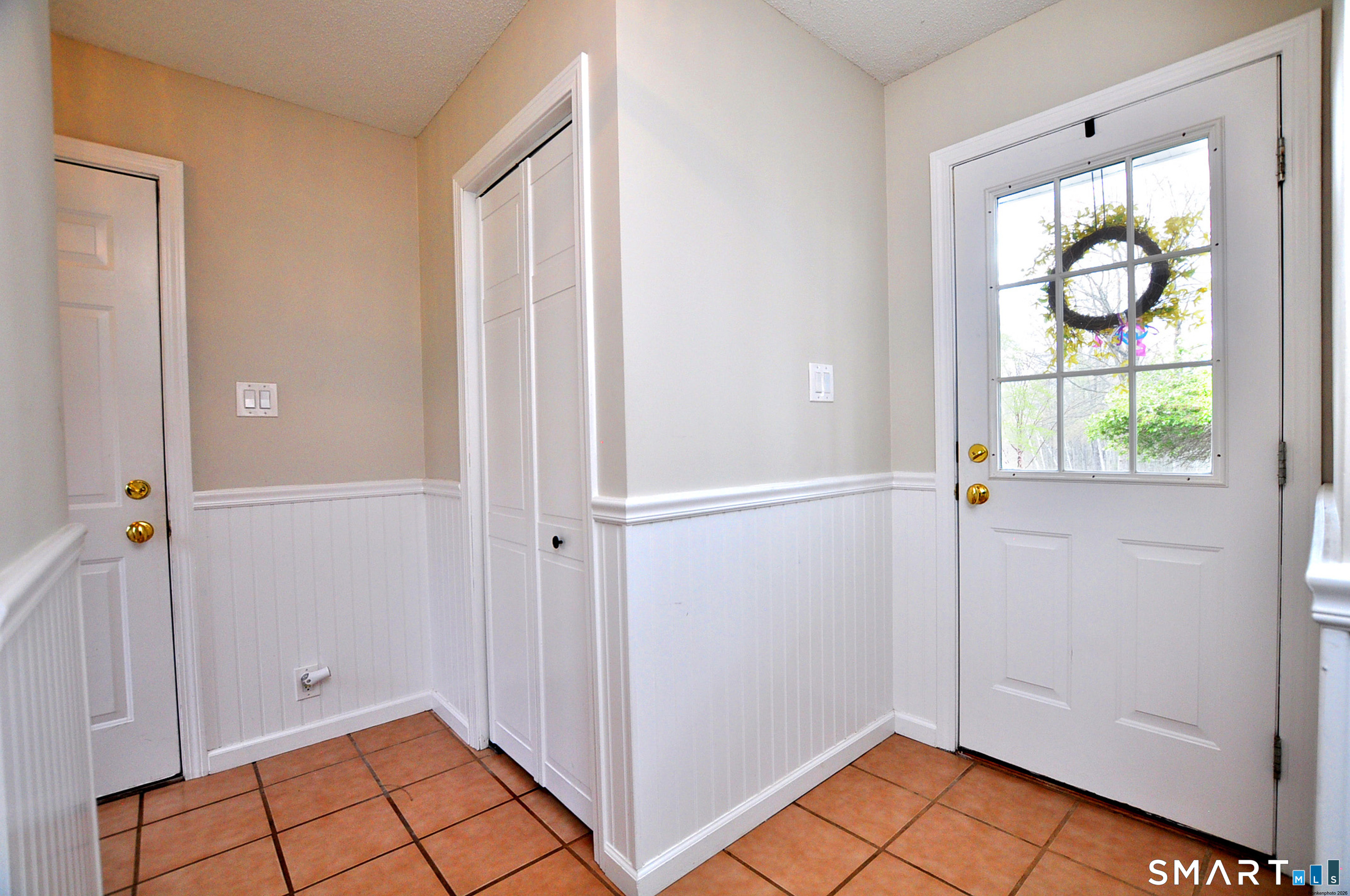 98 Andrew Drive Canton CT 06019