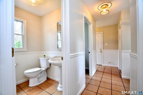 98 Andrew Drive Canton CT 06019