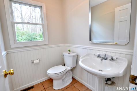 98 Andrew Drive Canton CT 06019