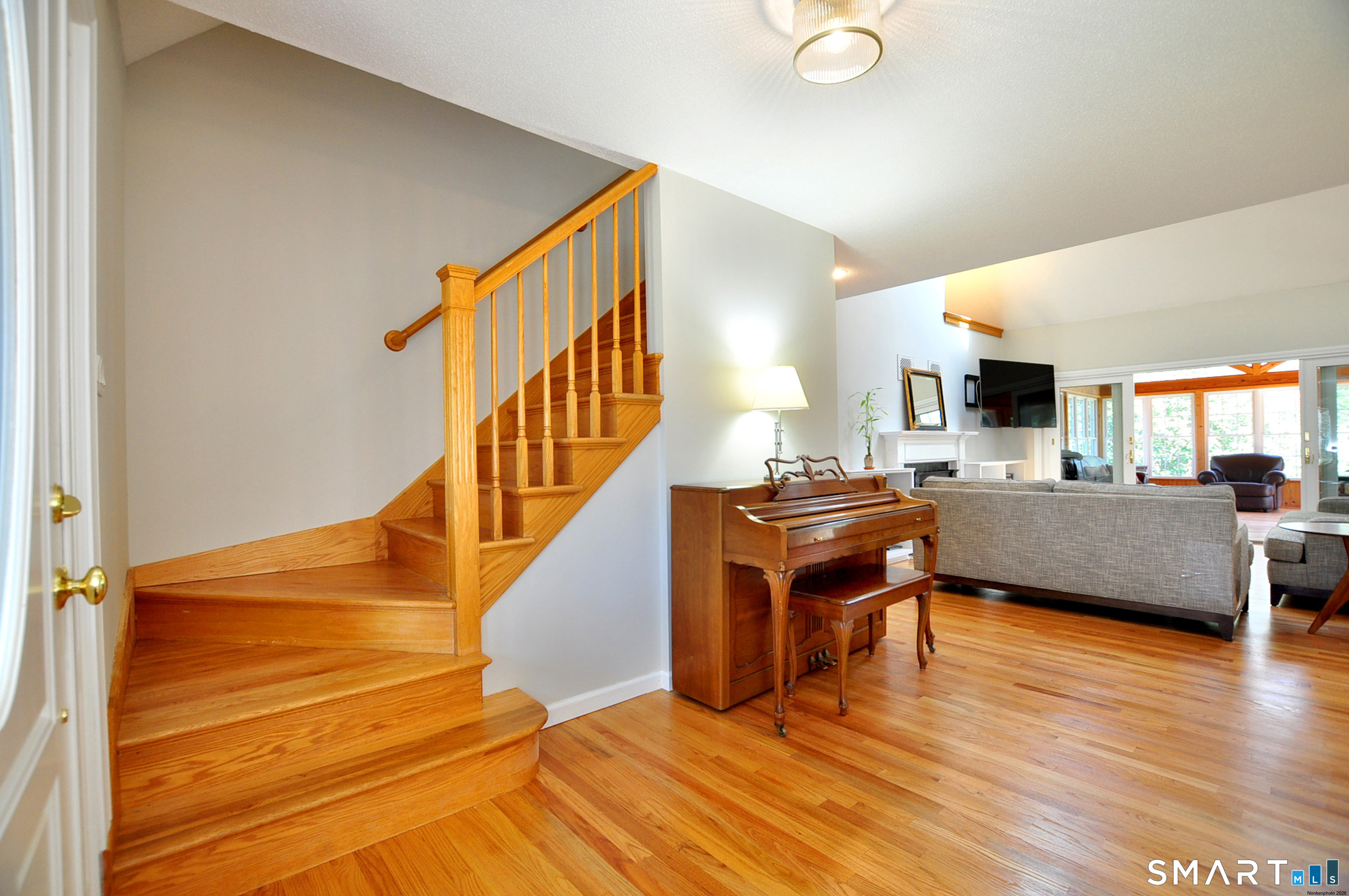 98 Andrew Drive Canton CT 06019