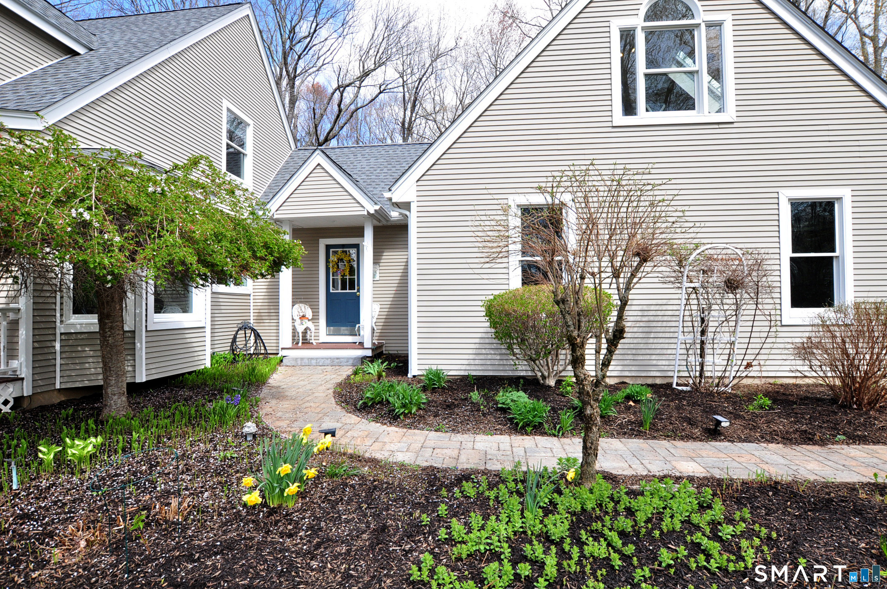 98 Andrew Drive Canton CT 06019