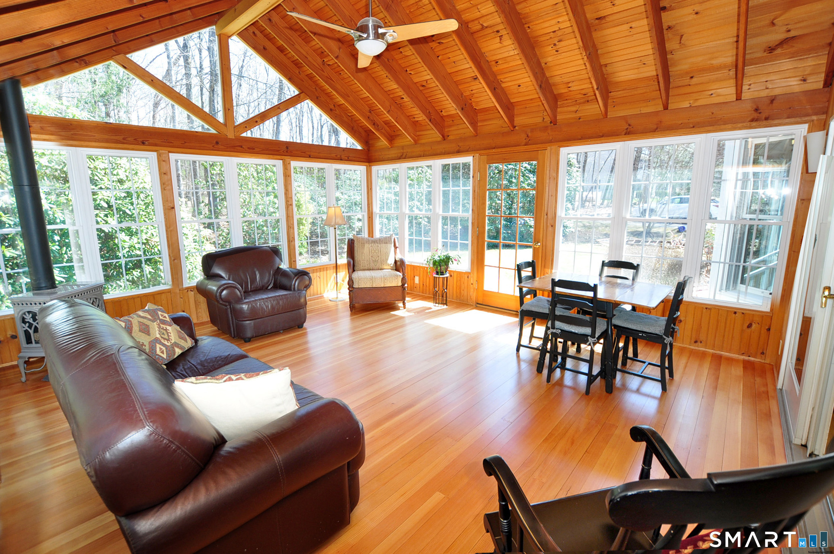 98 Andrew Drive Canton CT 06019