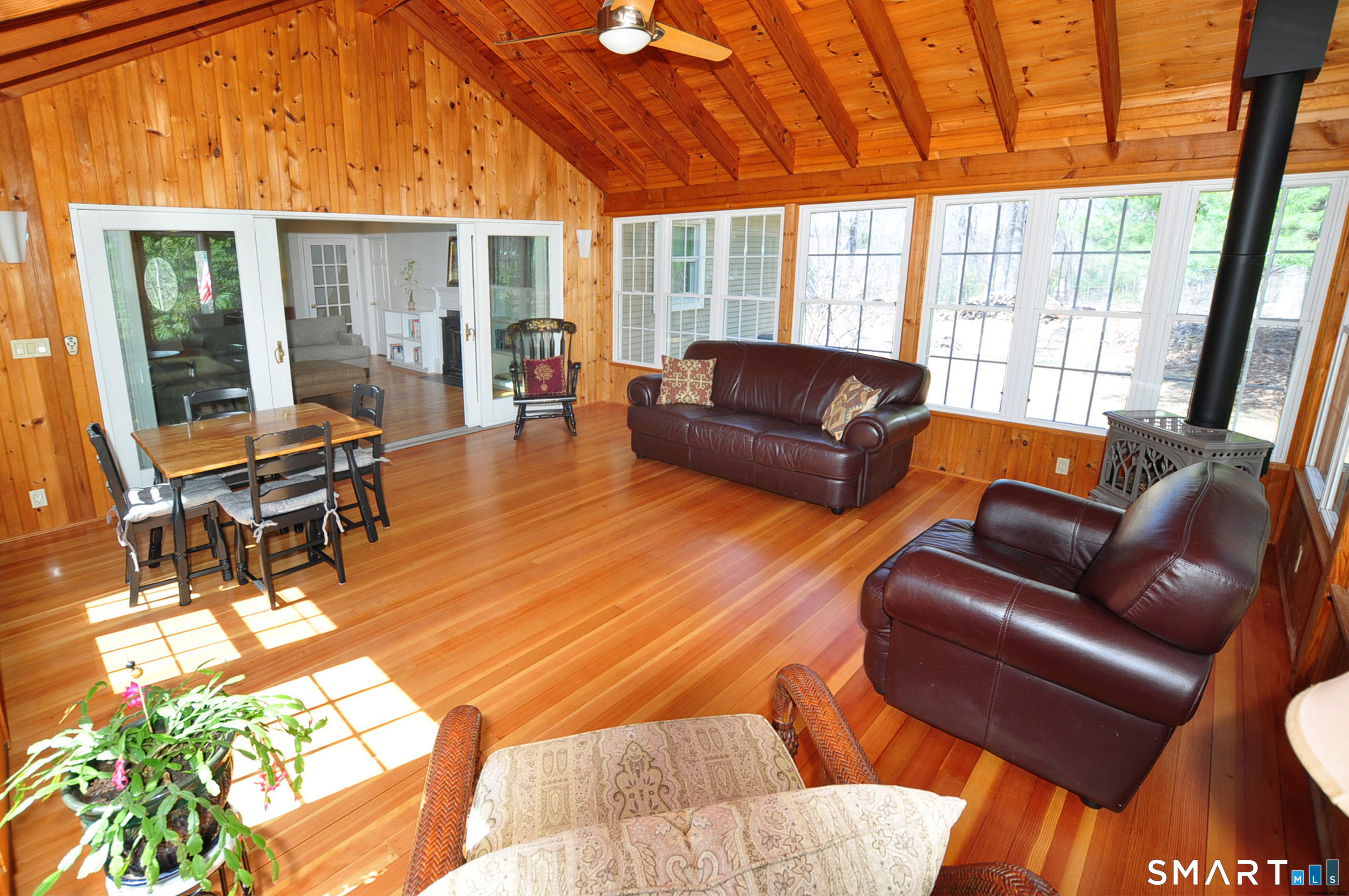 98 Andrew Drive Canton CT 06019