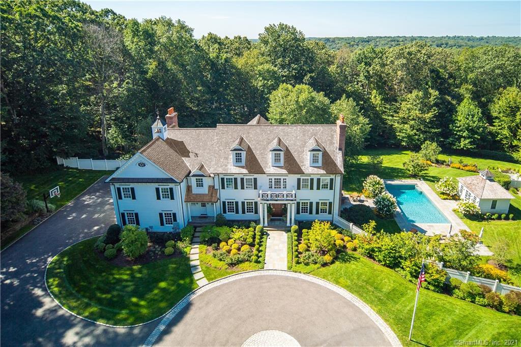 163 Woodridge Circle New Canaan CT 06840