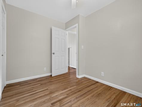 32 Bushy Hill Road Essex CT 06442